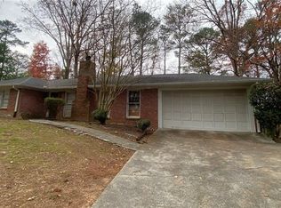 6698 Brandon Mill Rd, Sandy Springs, GA 30328
