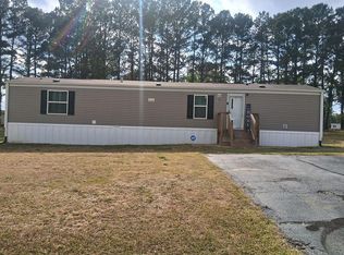 109 Hedgerow Ln, Clayton, NC 27520