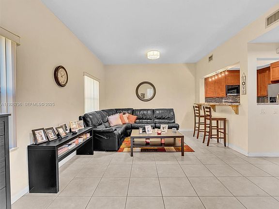 5th image of 2150 Anchor Ct #2310