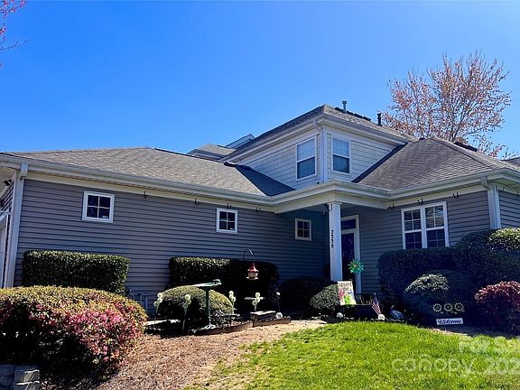 2nd image of 2330 Loch Stone Dr