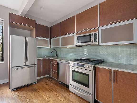 3rd image of W 118th St Unit 2D