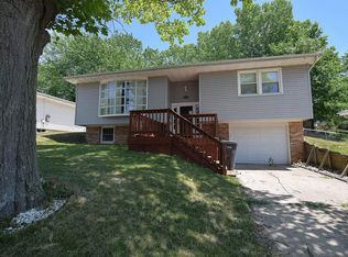 2716 W Hunt St, Decatur, IL 62526