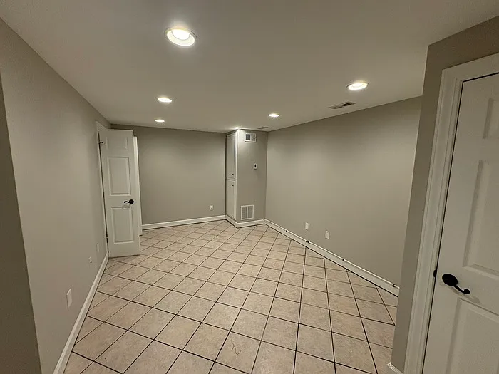 611 Toyota Dr — Photo 11
