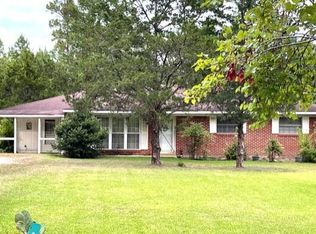 237 Prospect Rd, Florien, LA 71429