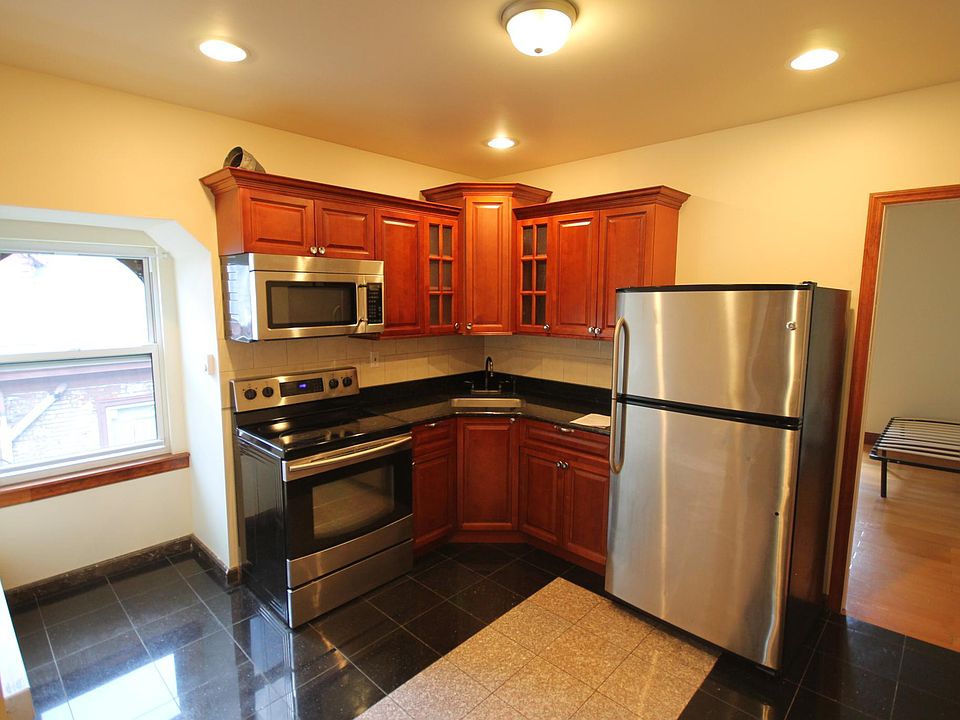 1st image of 4228 Chester Ave APT 3F