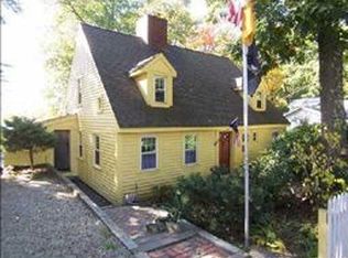15 Lakeview Rd, Pascoag, RI 02859