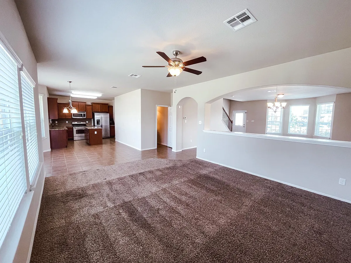 Building Photo - 4904 Bridgewood Dr