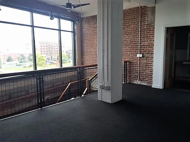 103 E Sprague Ave #207 — Photo 8