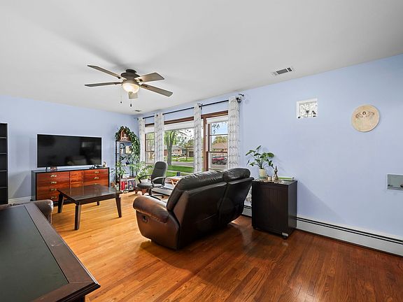 5th image of 8436 N Oriole Ave