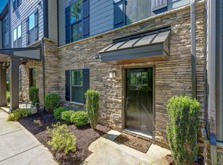 27 Rollins Ave, Greenville, SC 29607