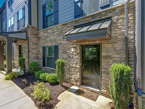 27 Rollins Ave, Greenville, SC 29607