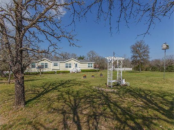 4th image of 224 Lonesome Dove Dr