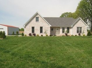 2590 N Centerline Rd, Franklin, IN 46131