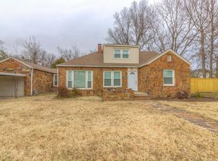 316 E 1st St, Claremore, OK 74017