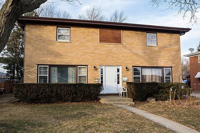 2nd image of 1558-60 Meyer St