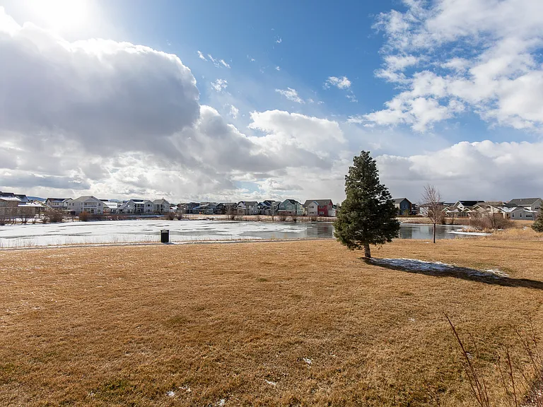5468 Westmorland Dr — Photo 45
