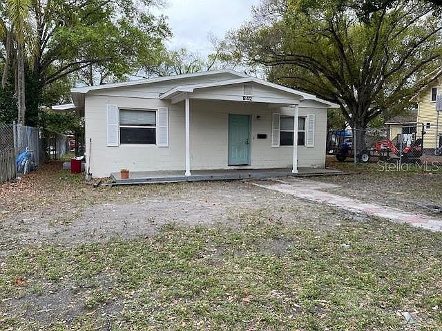 1st image of 842 20TH AVENUE S