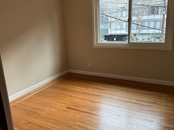 5th image of 803 Laurel Ave APT 3