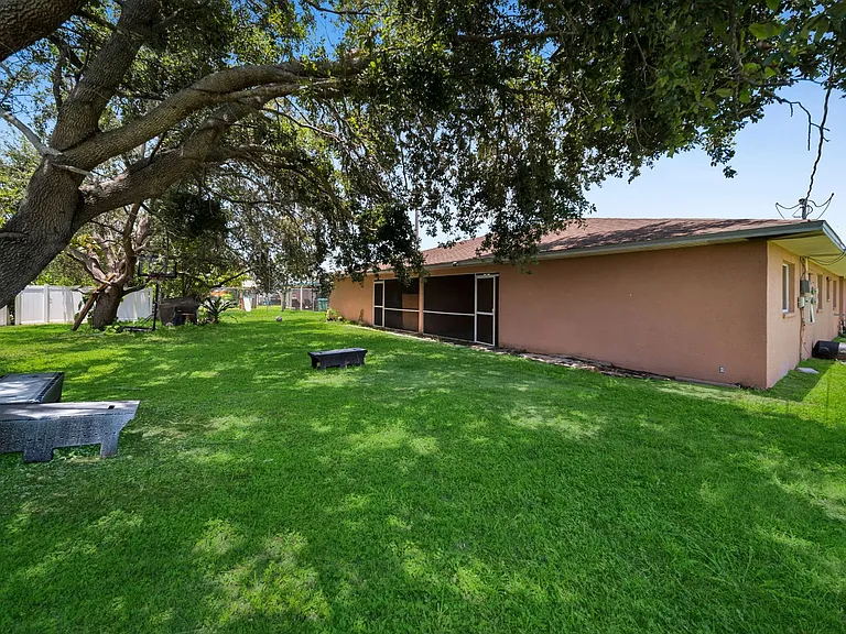 3738 Santa Barbara Blvd — Photo 20