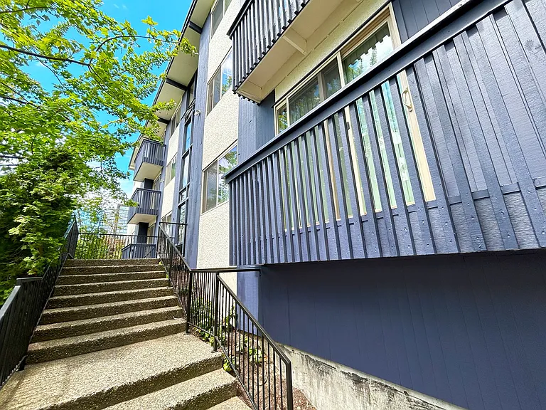 Wingate Apartments — Photo 10