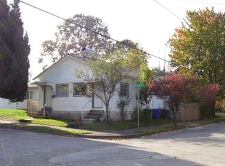 7069 NE Rodney Ct, Portland, OR 97211