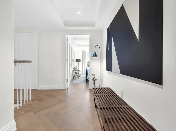 360 Central Park West image 9 of 16