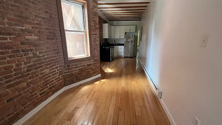 Rented by Highline Residential | media 48