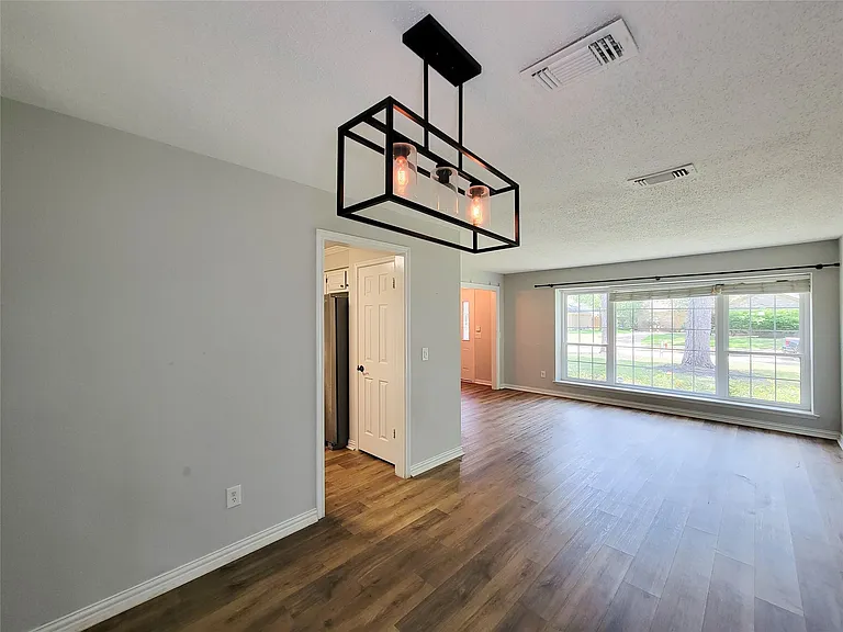 8123 Sunny Ridge Dr — Photo 7