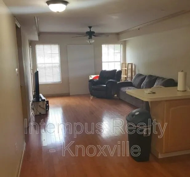 2201 Lake Ave #103 — Photo 9