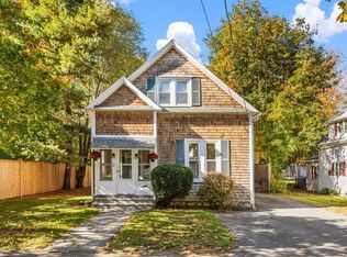 18 Winter St, Reading, MA 01867