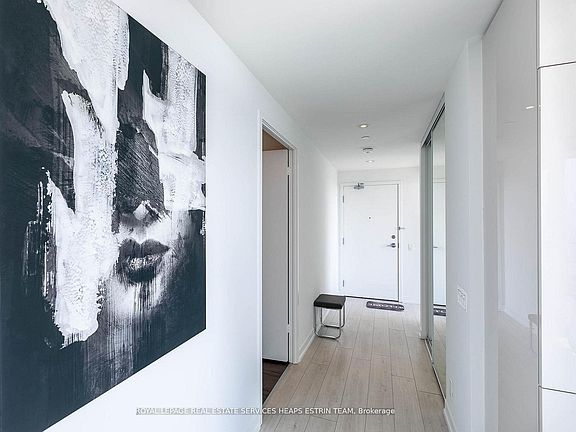 5th image of 898 Portage Pkwy #5710