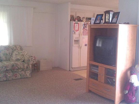 2nd image of 106 50th Avenue Plz W