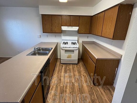 4th image of 120 E Henderson Ave APT 22