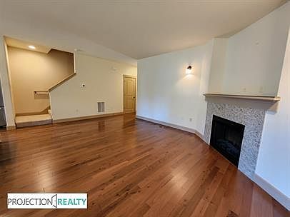 4th image of 1999 NE 48th Way #1