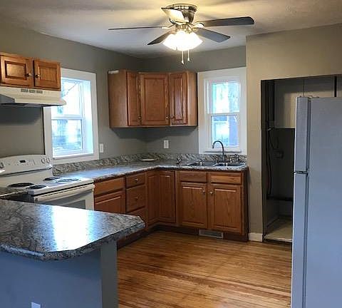 5th image of 454 W Larwill St #1