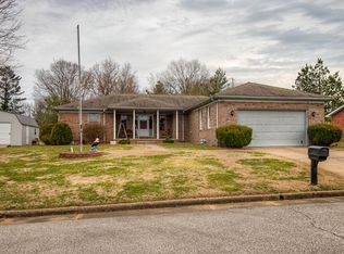 744 33rd St, Tell City, IN 47586