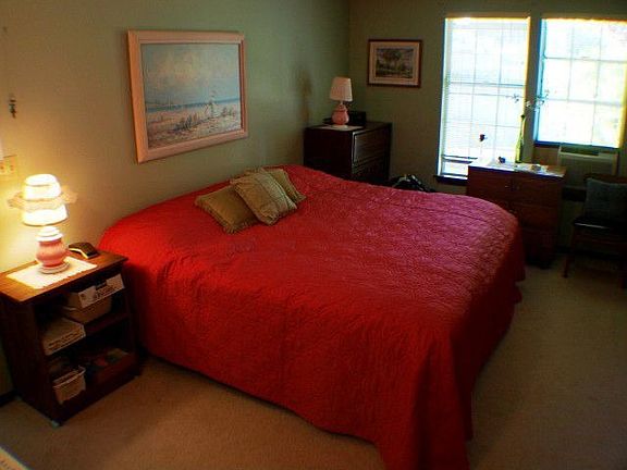 3rd image of 6020 N Highlands Pkwy APT 47-C