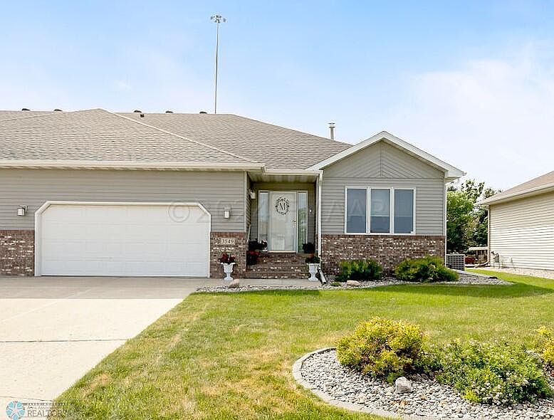 1st image of 3549 Woodbury Park Dr S
