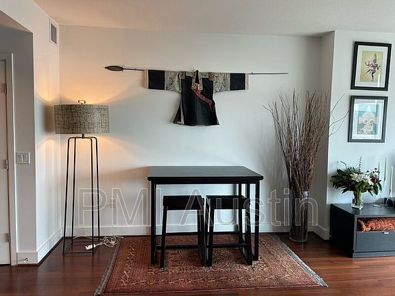 3rd image of 300 Bowie St APT 904