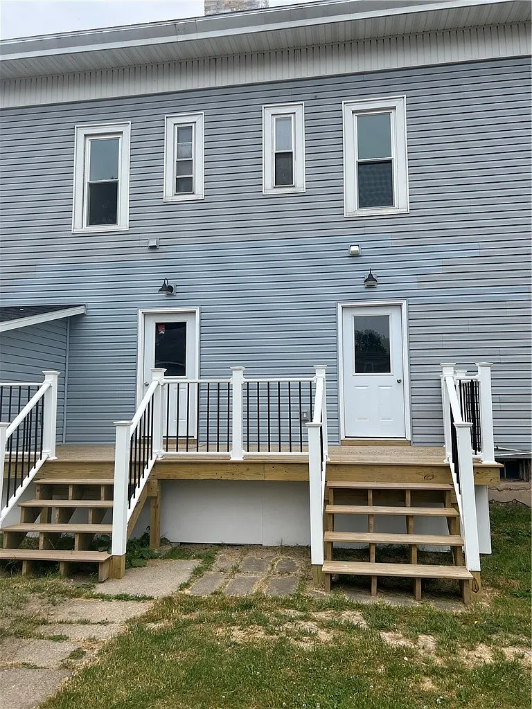 Building Photo - 8987 Jackson St
