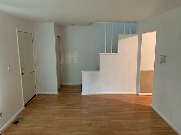 2nd image of 8655 Kingston Ct