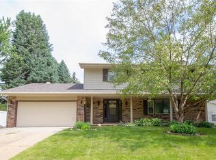 4105 Dakota Dr, West Des Moines, IA 50265