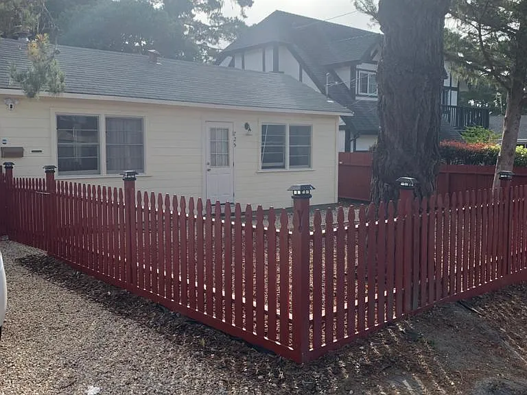 725 Lyndon St — Photo 14
