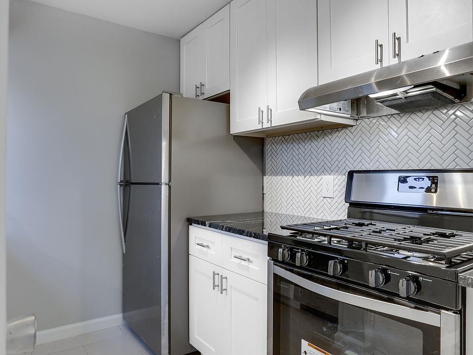 1st image of 426 N Armistead St APT T1