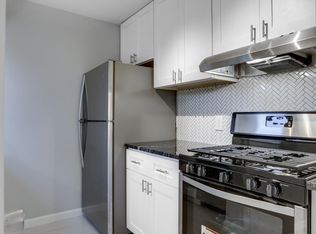 426 N Armistead St APT T1, Alexandria, VA 22312