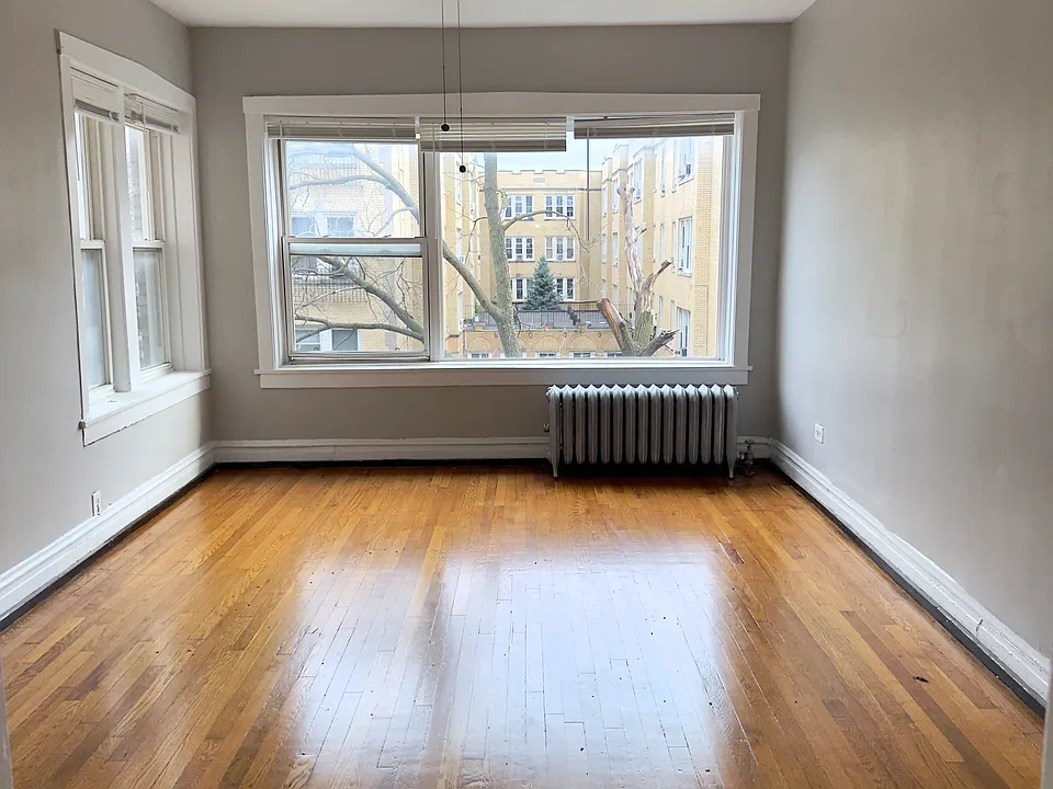 3556 W Leland Ave #2