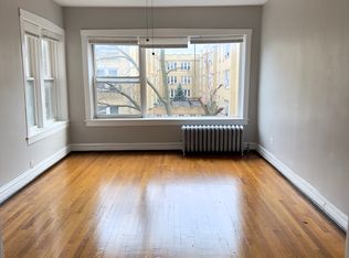 3556 W Leland Ave APT 2, Chicago, IL 60625