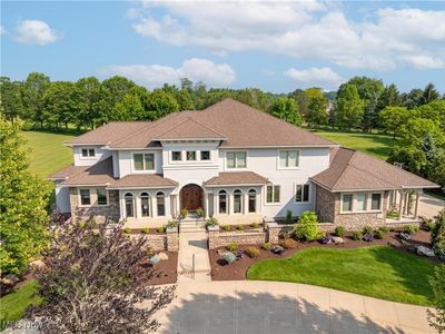 6894 Glengarry Ave NW, Canton, OH, 44718