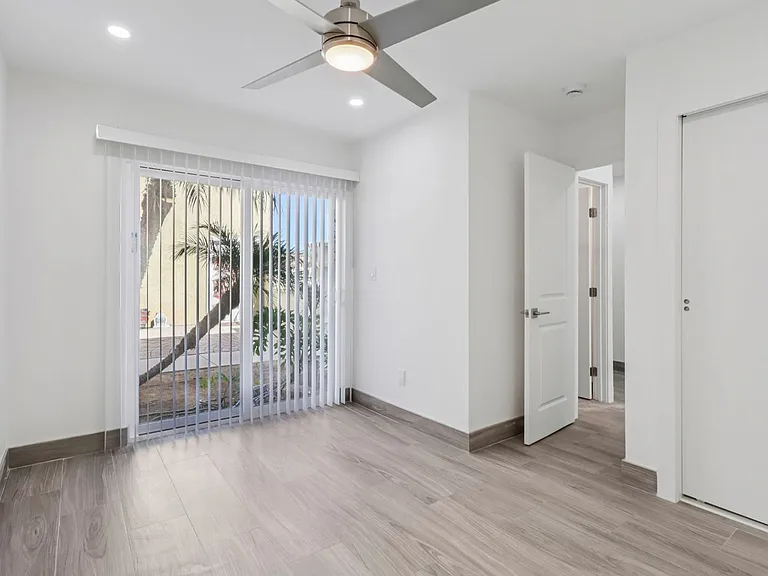 738 S Orange Ave — Photo 10