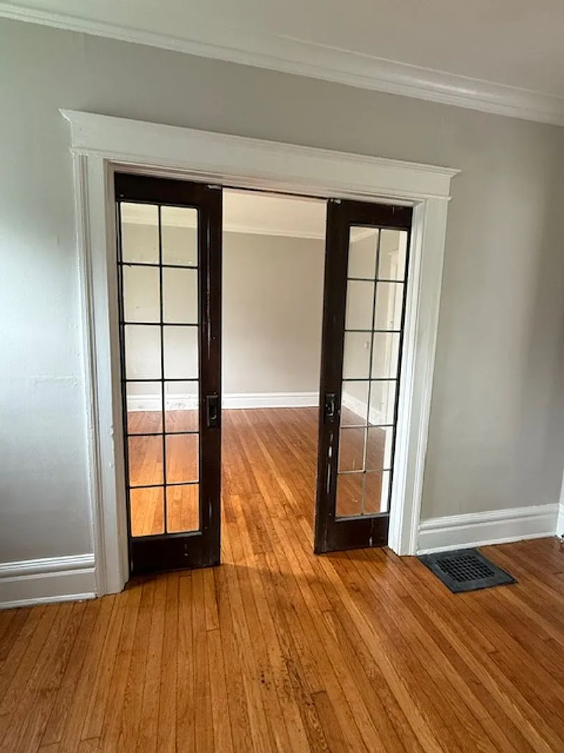 294 Chili Ave — Photo 2